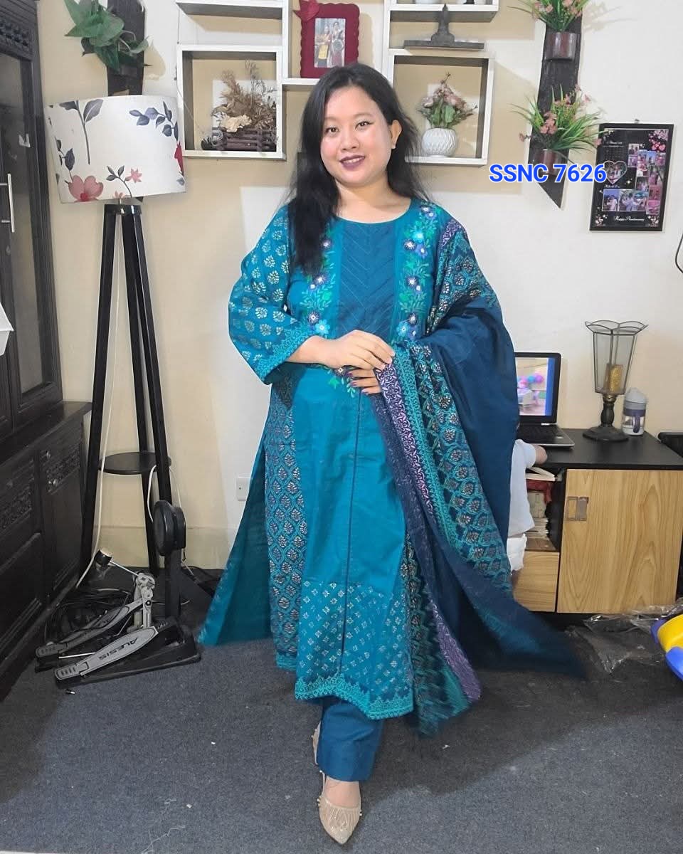 আরামদায়ক ডিজাইনার সুতি থ্রিপিস
